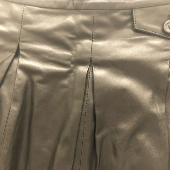 NWT S.A.S. 100% leather full skirt - Picture 6 of 10